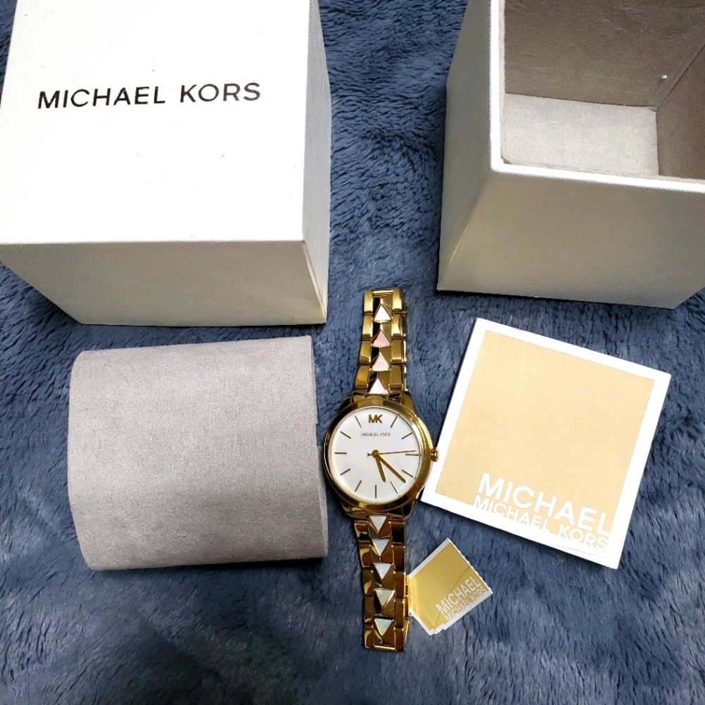 Michael Kors Ladies Watch Gold and Pearl